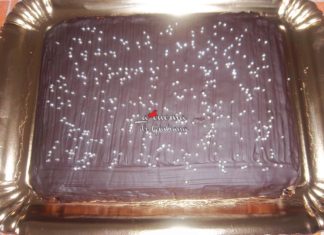 Torta di zucca gialla e cioccolato