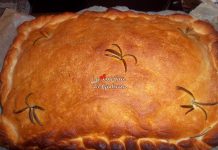 Focaccia con salsiccia,certosa e rucola