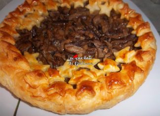 Torta salata con funghi