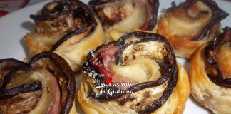 Rose di pasta sfoglia con melanzane