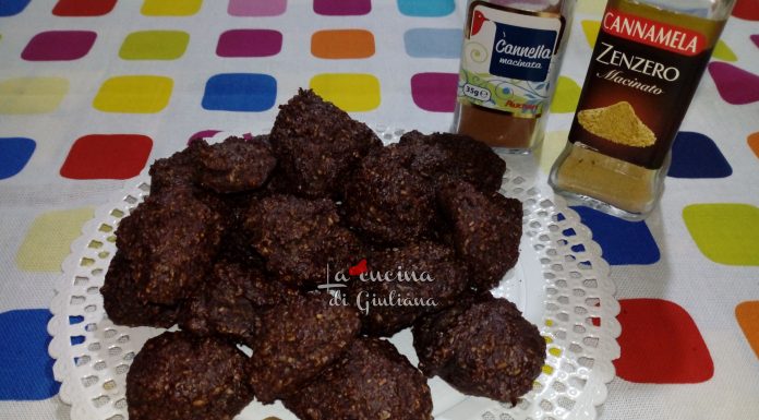 Biscotti di crusca d’avena e crusca di grano con cacao, cannella e zenzero