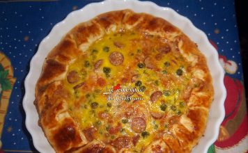 Torta salata con piselli,wurstel e mozzarella