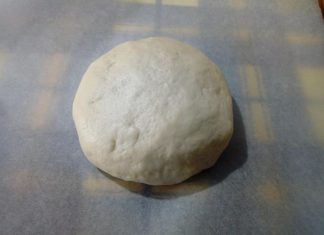 Pasta brisè con olio d’oliva e vino bianco