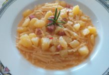 Pasta risottata con patate, pancetta e grana