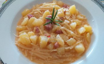 Pasta risottata con patate, pancetta e grana